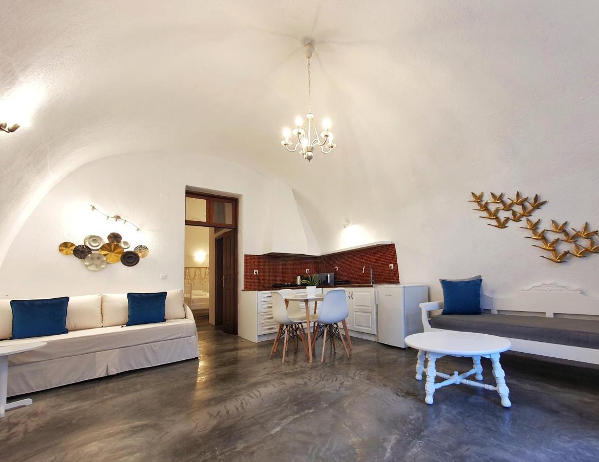 Navita Cave Houses Фира Екстериор снимка